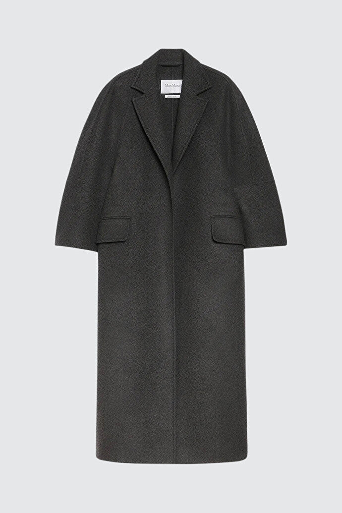 Oversized wool and cashmere coat