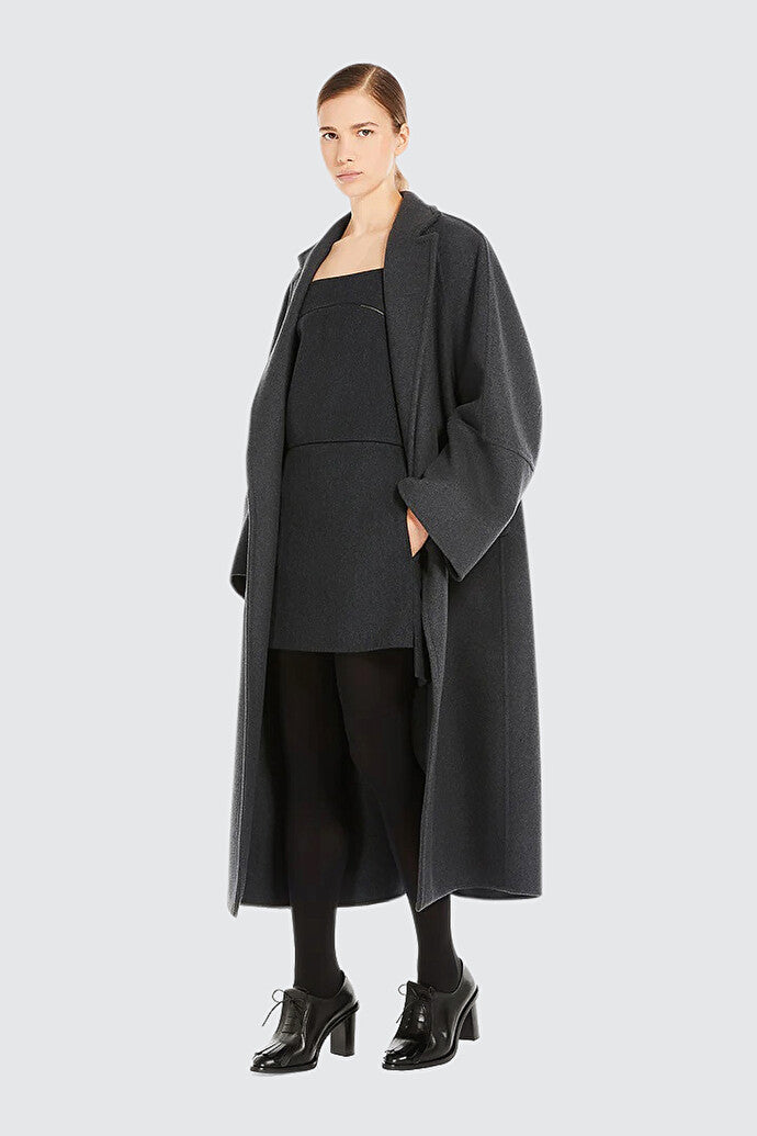 Oversized wool and cashmere coat