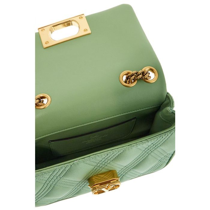 Quilty 67 Shoulder Bag
