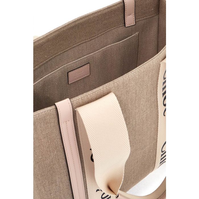 Woody Medium Tote Bag
