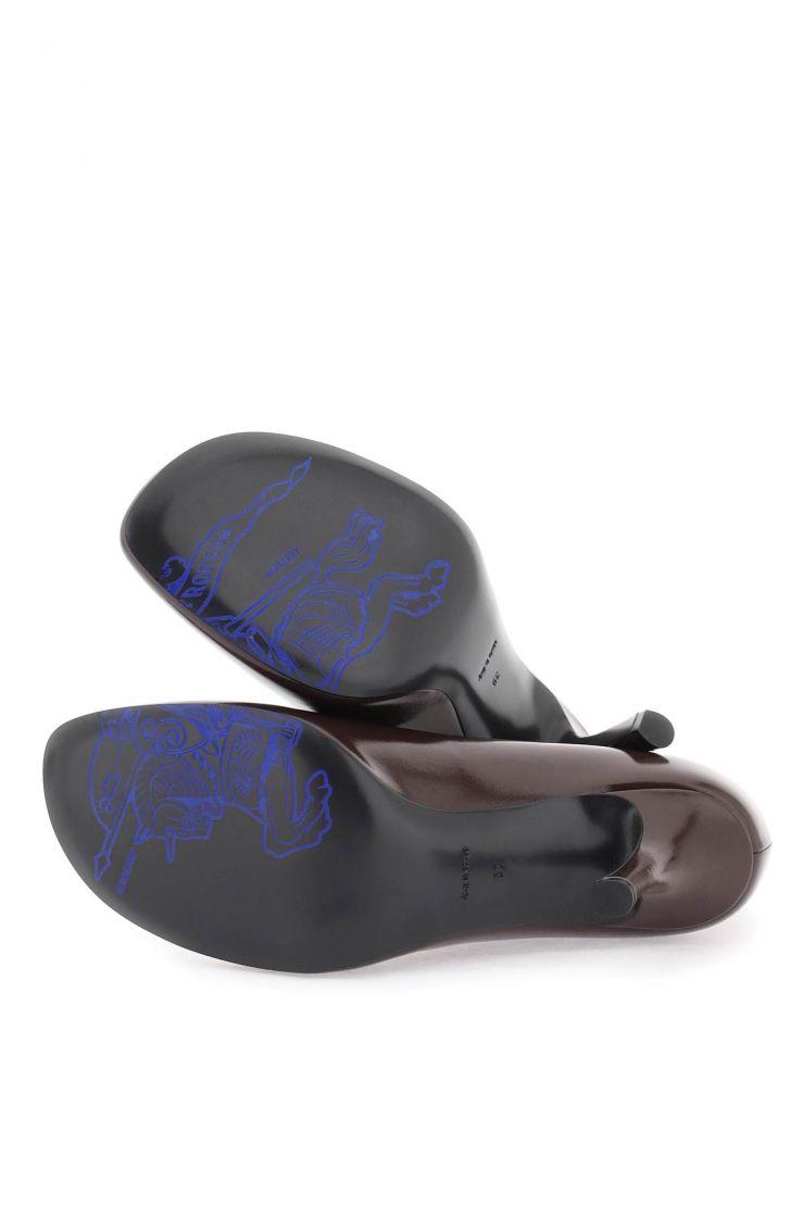 Baby glossy leather pumps