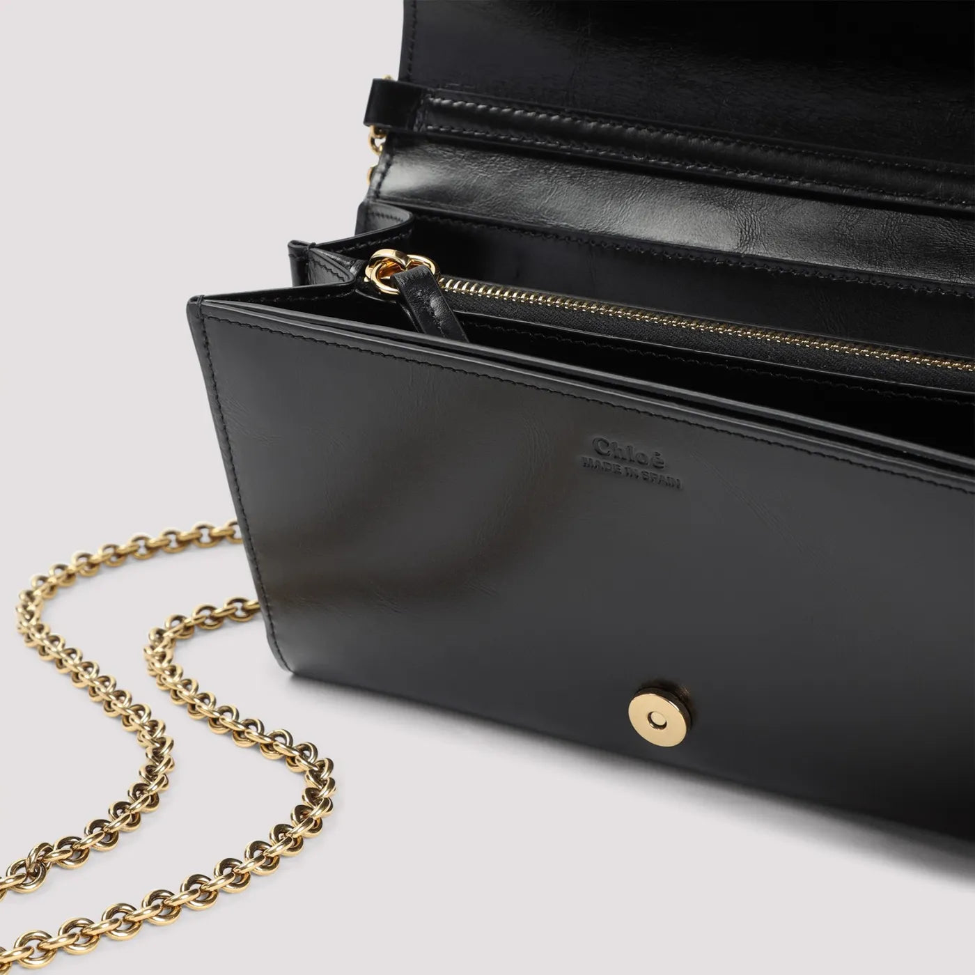 Iconic Chain Wallet